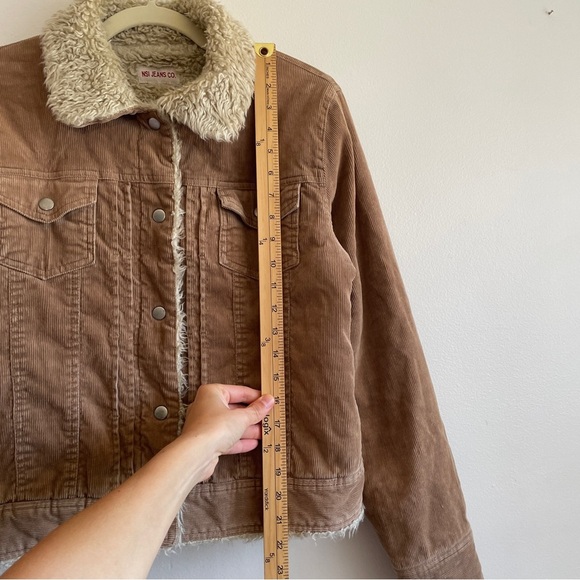 Y2K 2000s Gilmore girls Sherpa corduroy jacket button quilted interior fur trim - Picture 8 of 11